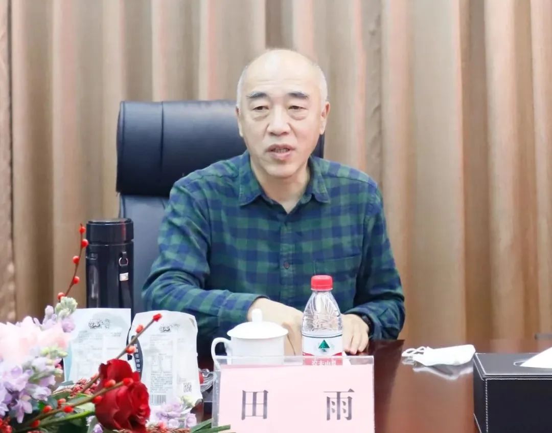 新年開新局 合作促發(fā)展丨佳木斯市委常委、副市長(zhǎng)閆志剛一行蒞臨花花牛乳業(yè)集團(tuán)及佳田企業(yè)考察座談 新年開新局 合作促發(fā)展丨佳木斯市委常委、副市長(zhǎng)閆志剛一行蒞臨花花牛乳業(yè)集團(tuán)及佳田企業(yè)考察座談