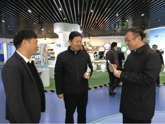 寧夏回族自治區農業農村廳黨組書記、廳長王剛一行蒞臨花花牛乳業集團調研