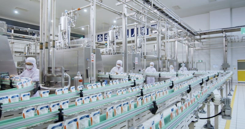 花花牛｜同舟共濟抗疫保供，全力守護鄭州市民“奶瓶子”