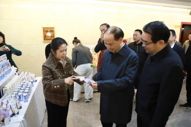 1737364049202203.png image.png